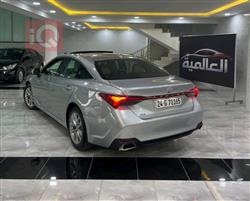 تويوتا أفالون